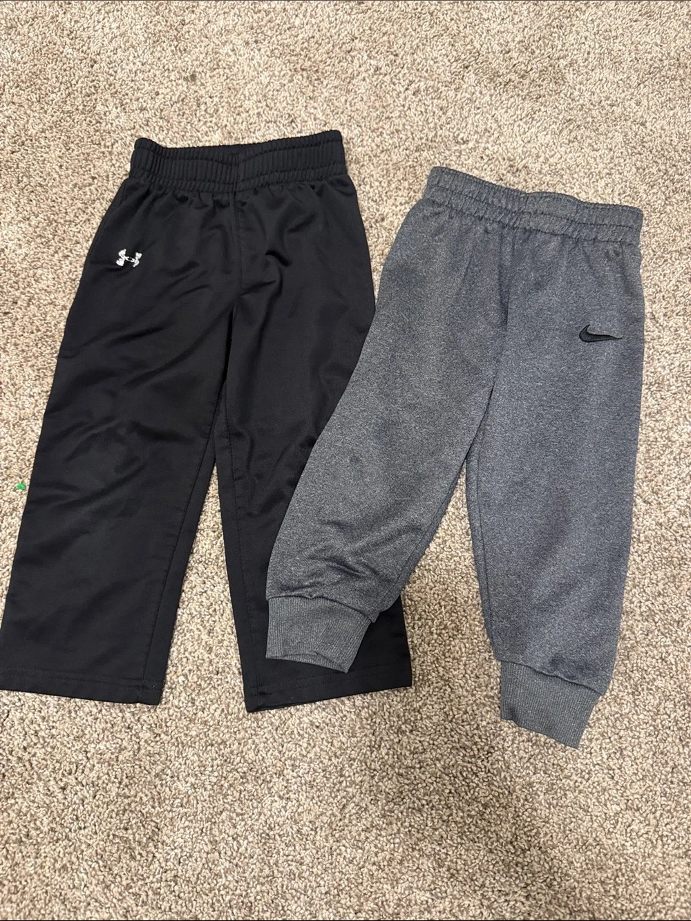 Nike Kids Gray Jogger Sweatpants - Heathered Gray with Black Swoosh